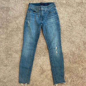 Lucky brand ankle fit jeans